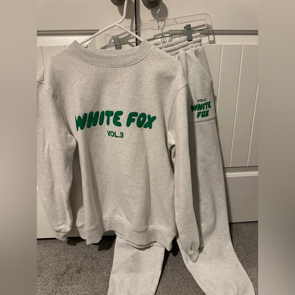 White fox sweat set - Picture 1 of 6